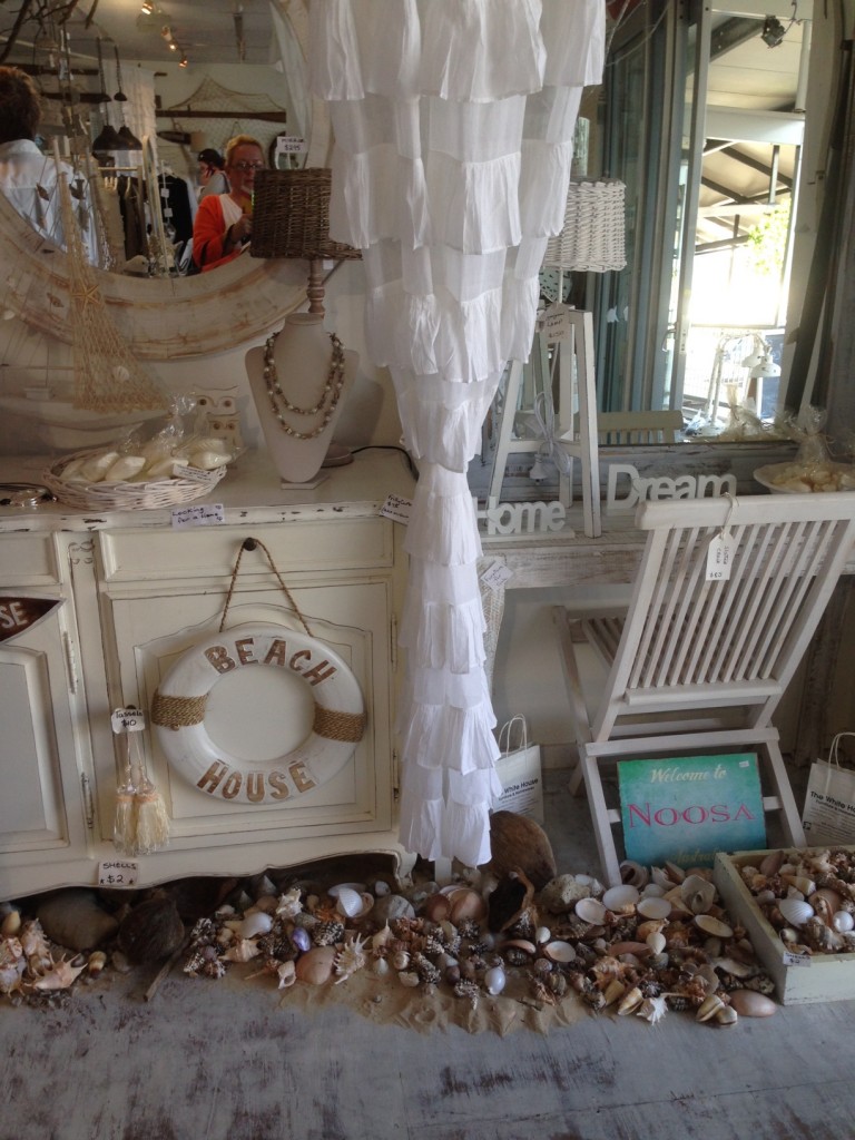 The White House shop for shells
